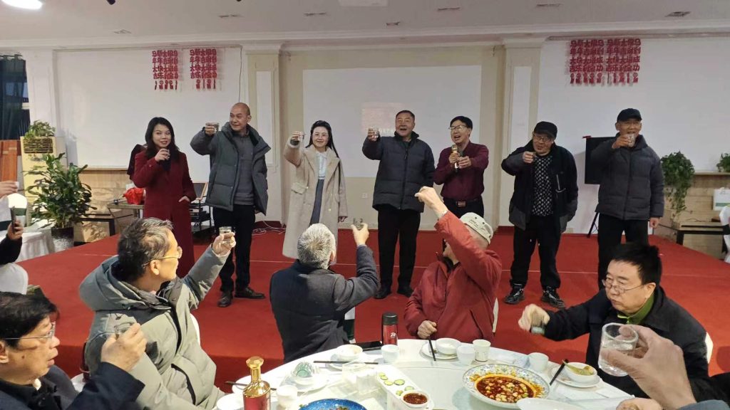 传承古蜀文明 共赴新春之约——广汉市三星堆古蜀文化研究协会2026迎新年会圆满举行 e5bb4ae6c916b5af2c48d79efbbf908a